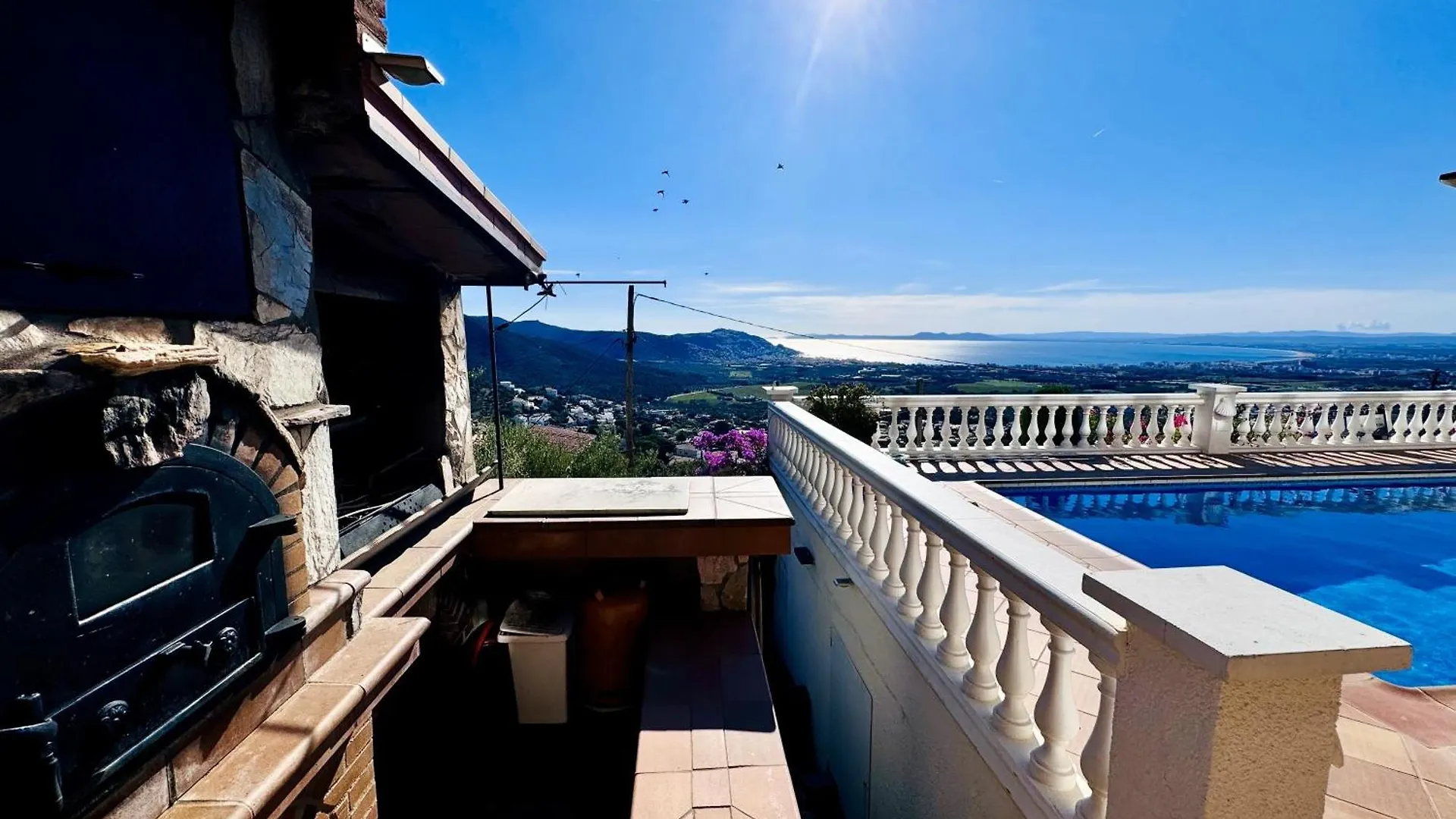 Villa Luxury Roses