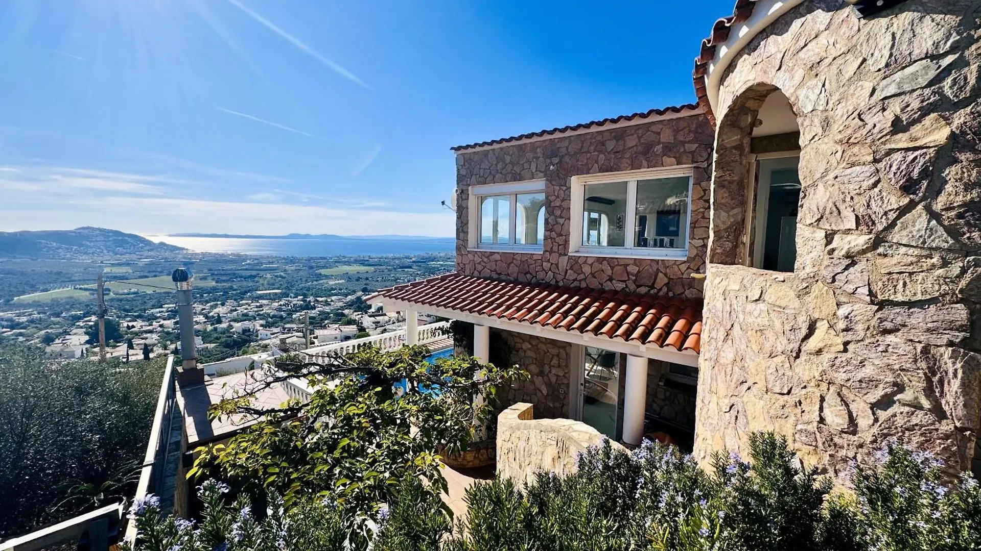 Villa Luxury Roses 0*,  Spain
